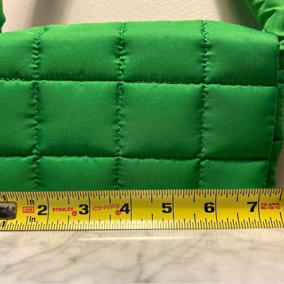 H&M Green Quilted Soft Handbag - Picture 6 of 8
